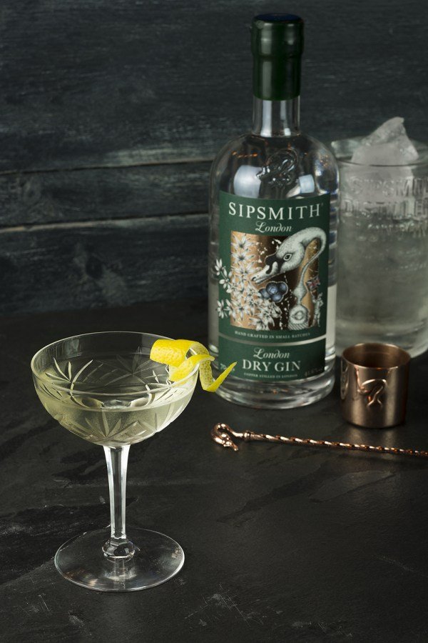 How to Make the Perfect Martini Gin Cocktails Sipsmith Gin