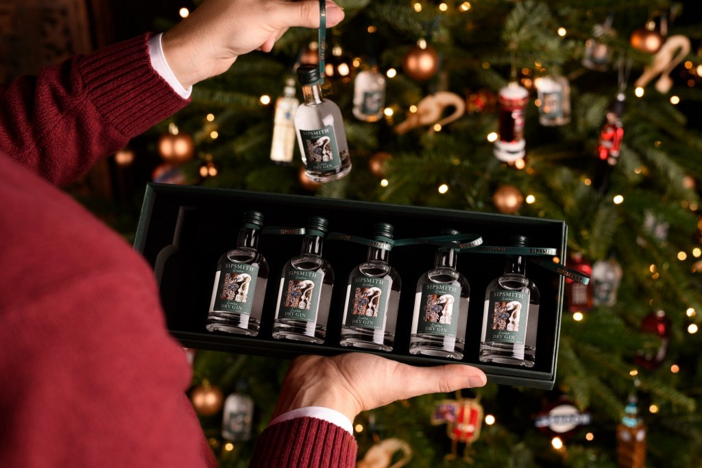 8 Perfect Christmas Gifts For Gin Lovers Sipsmith