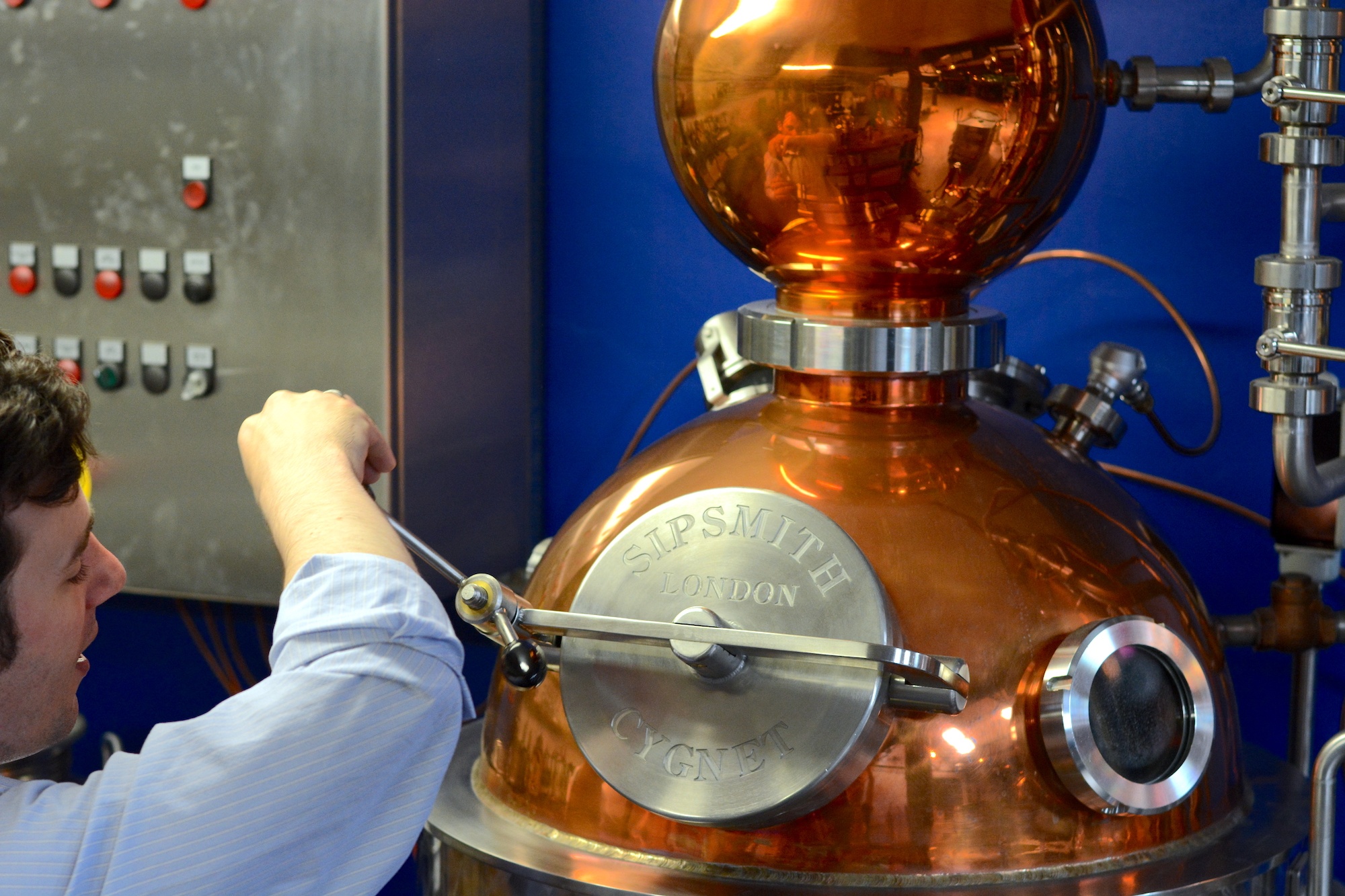 The perfect still for distilling Gin at home. 