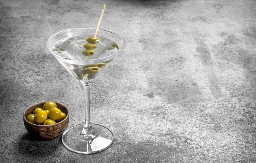 Around the World in 50 Classic Cocktails: The Dirty Martini